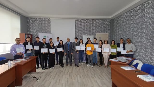 Gənc tədqiqatçılarla bağlı layihə başa çatdı